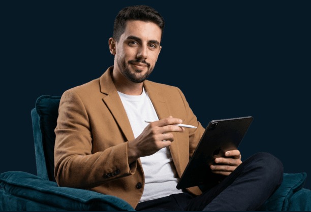 César Rocha — Arquiteto e criador do Muro Premium